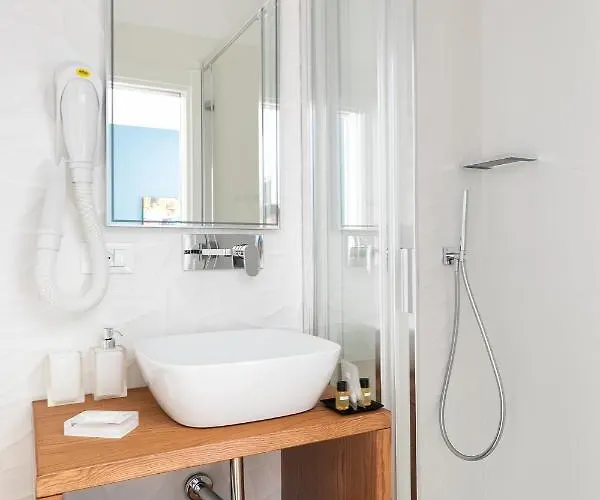 Gasthuis Briseide Boutique Colosseum 4*
